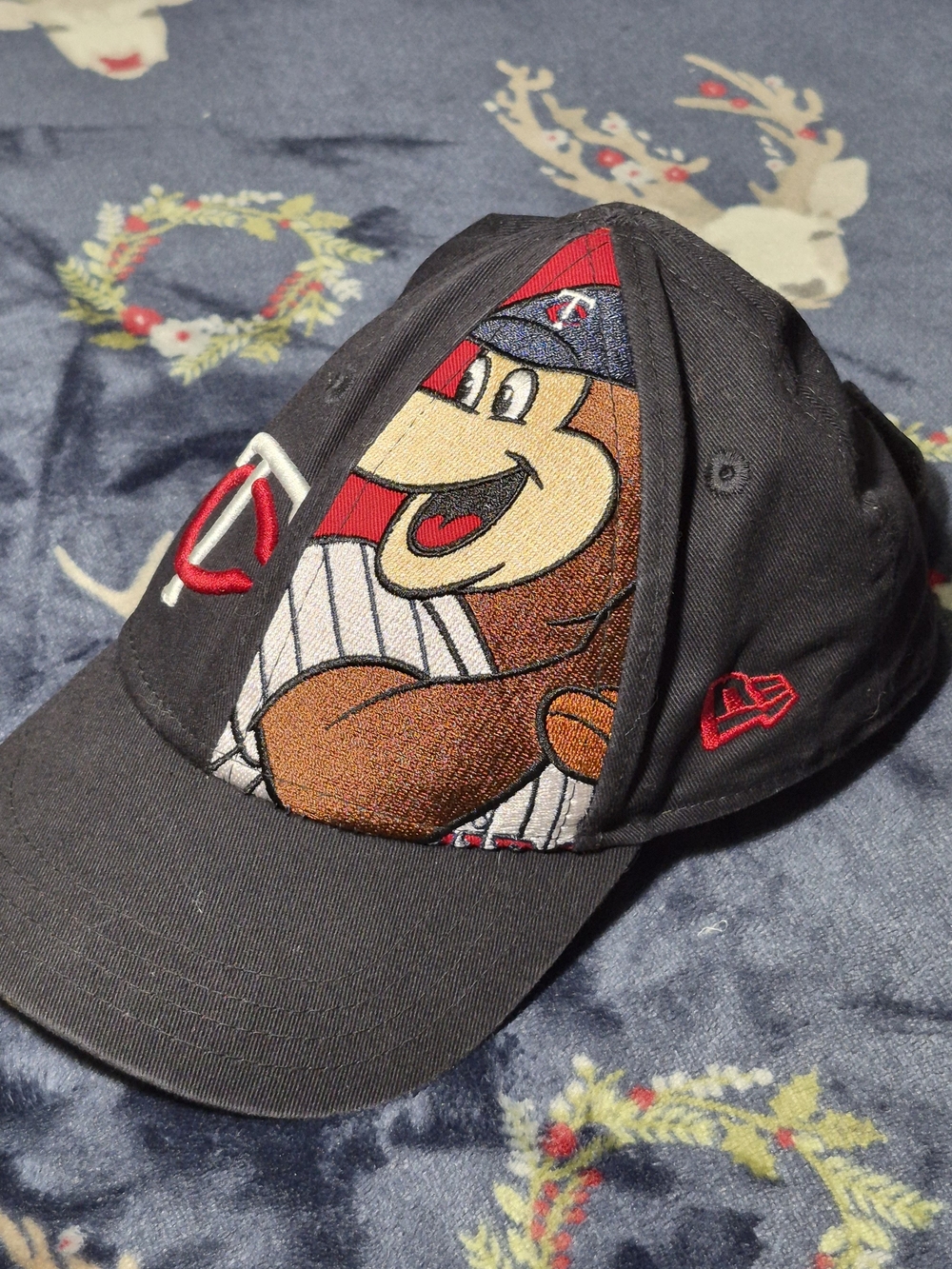 New Era Kids Minnesota Twins Mascot Baseball Cap - Black/Red